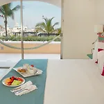 All Ritmo Cancún Resort&Waterpark