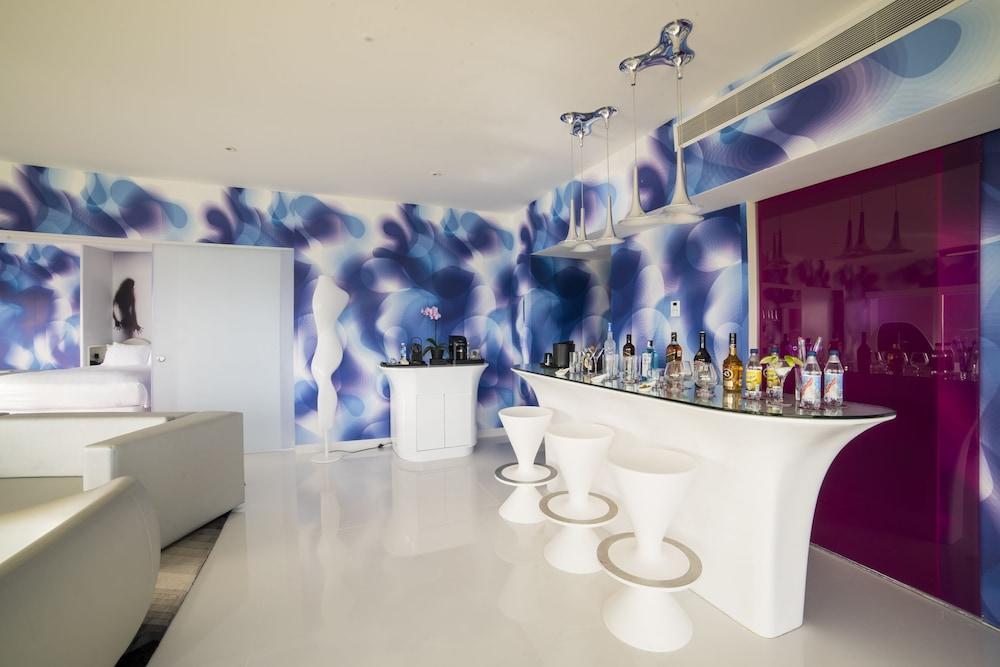 Resort Temptation At The Tower (adults Only)