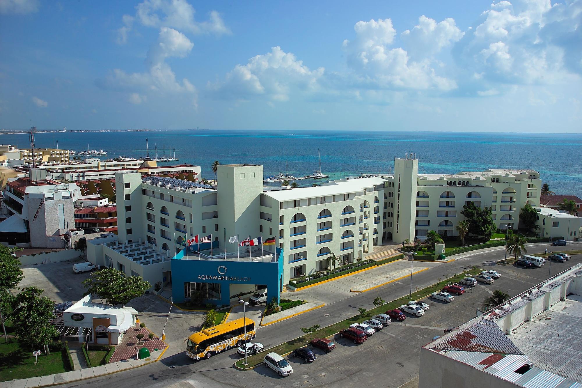 Aquamarina Resort