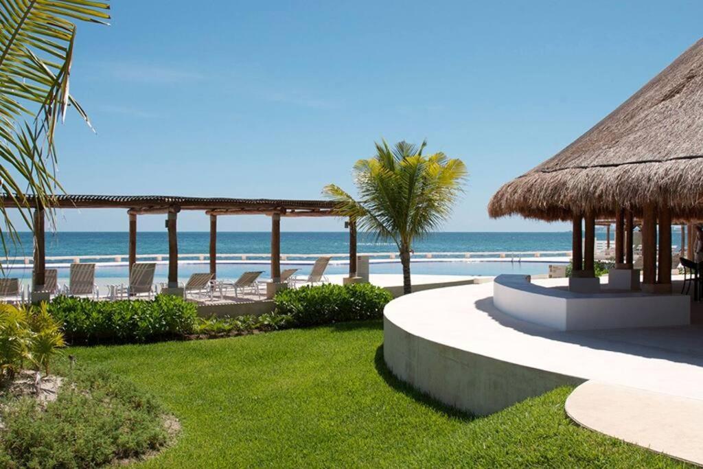 Amara Beachfront Apartamento
