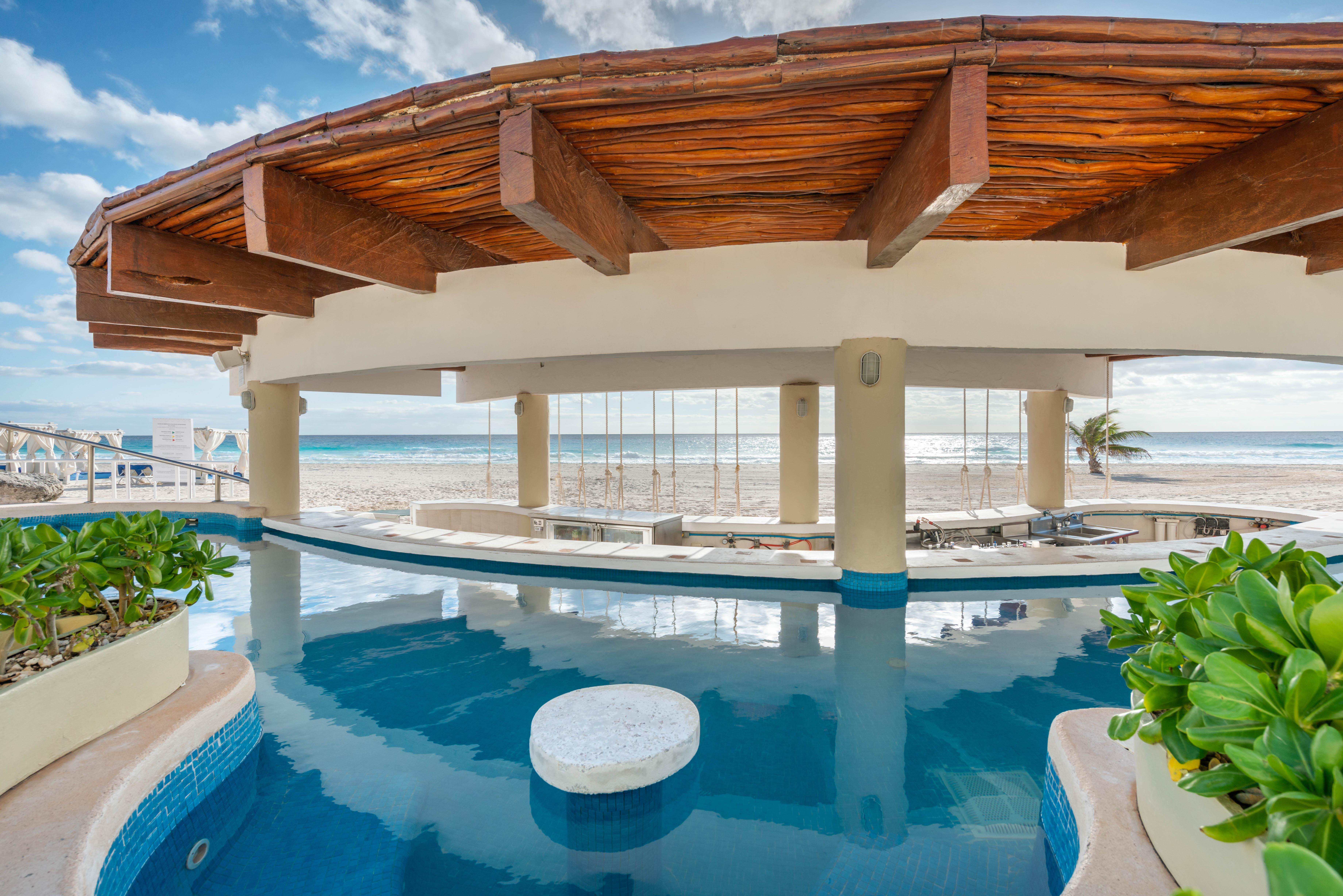 Wyndham Grand & 5* Cancun