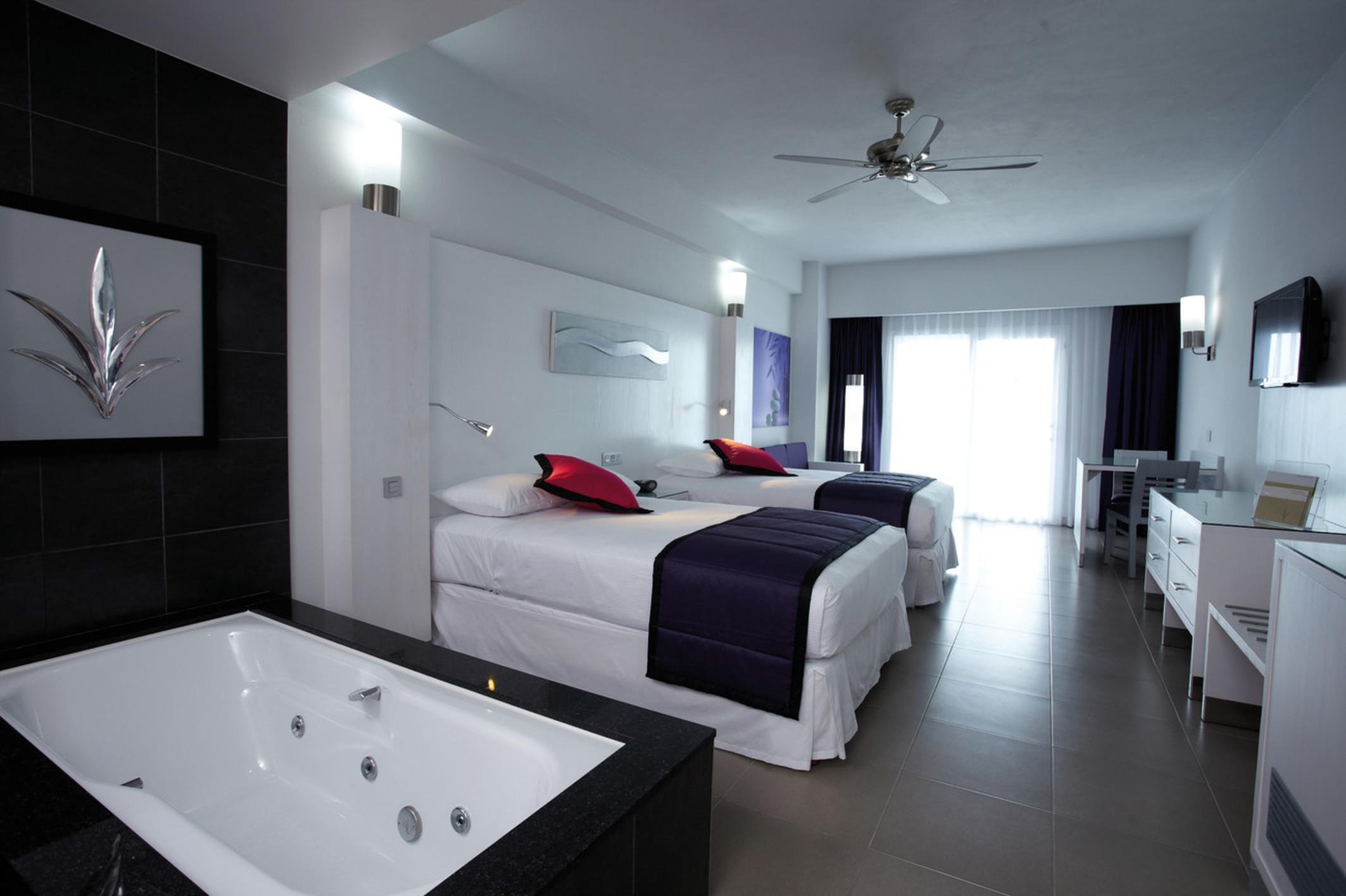 Riu Palace Peninsula Hotel 5*