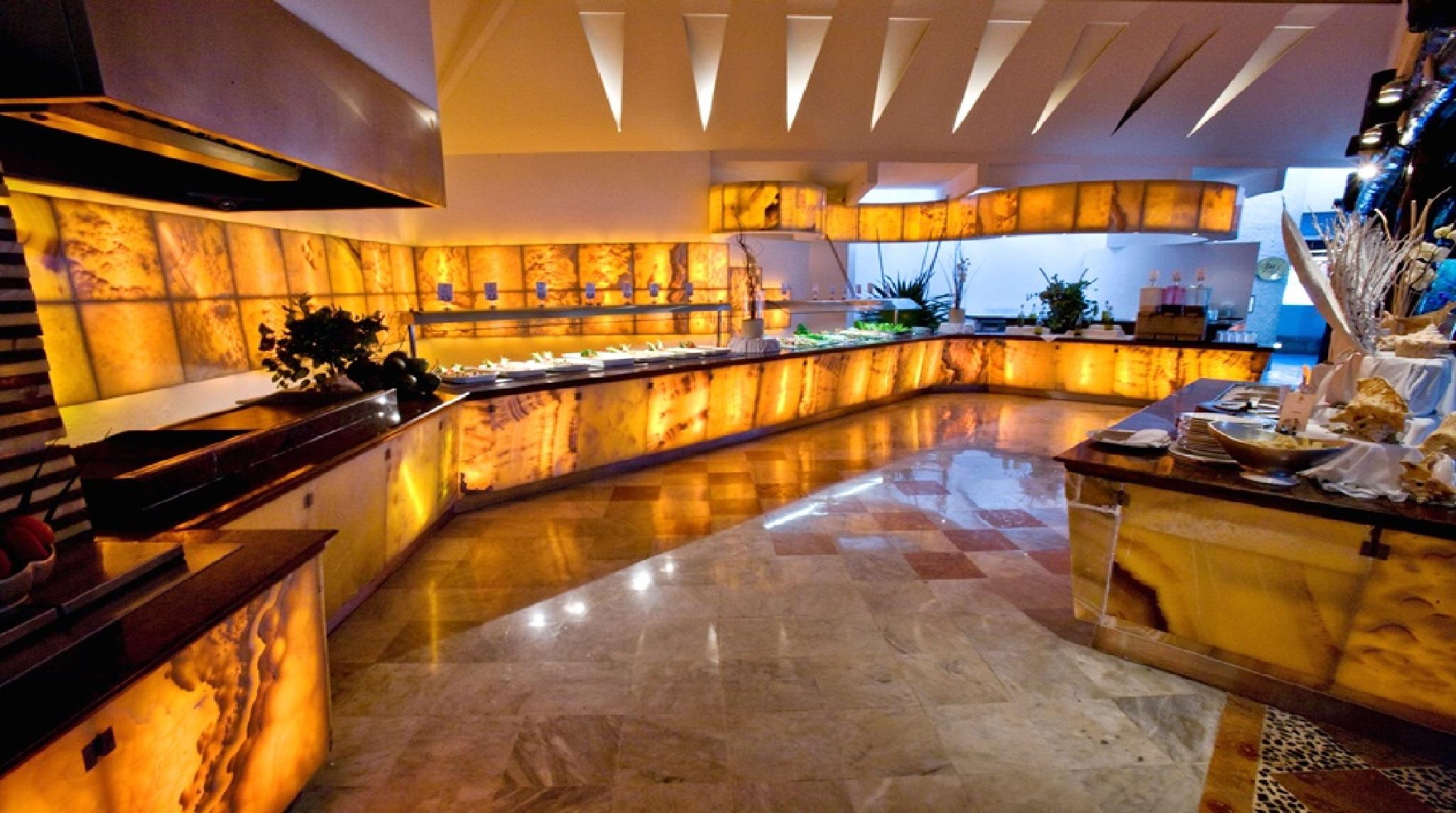 Sunset Marina & Yacht Club 4* Cancún