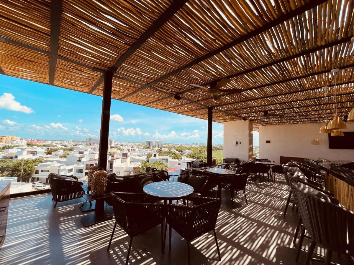 Hive By G Hotel 4*