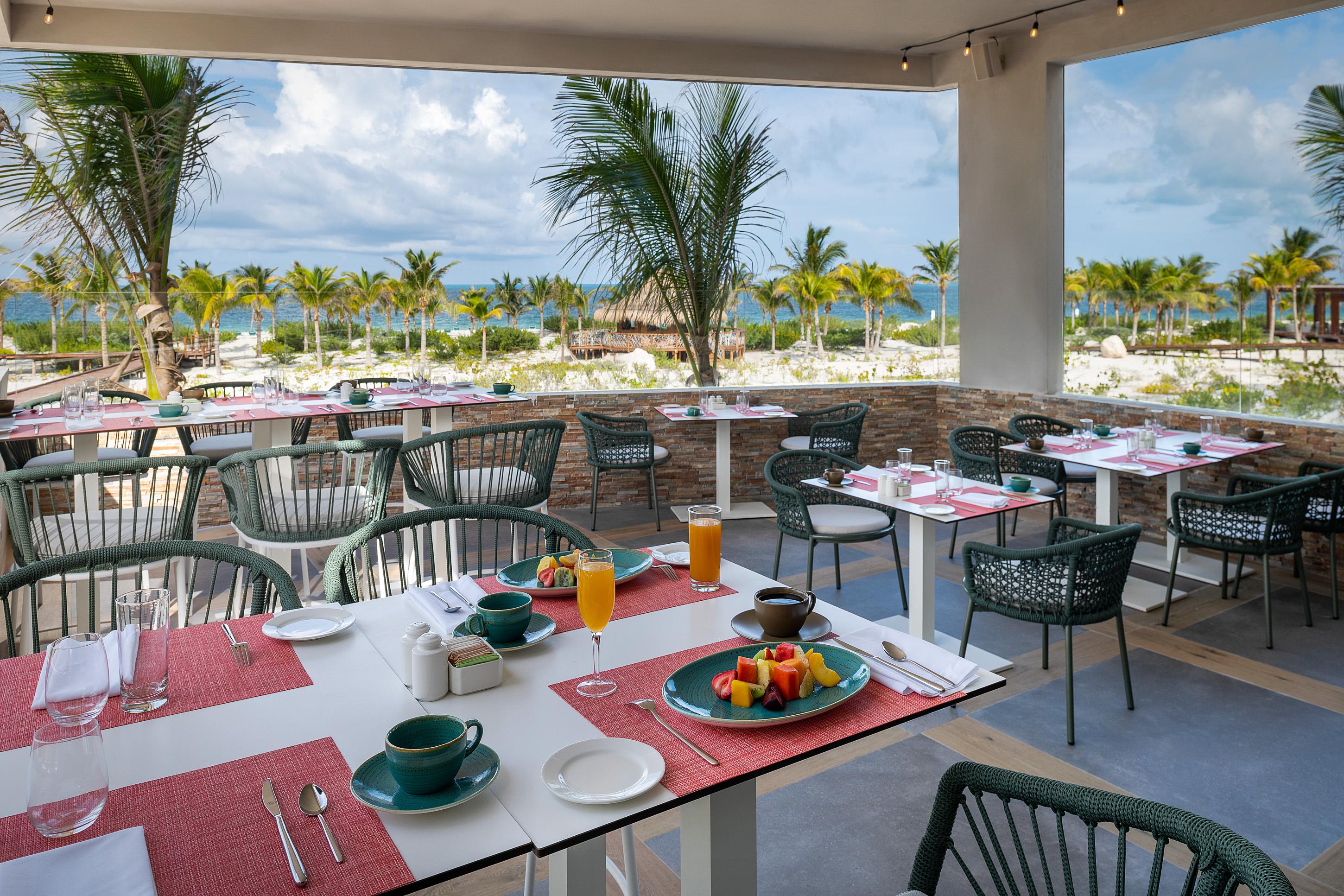 Catalonia Grand Costa Mujeres & Resort