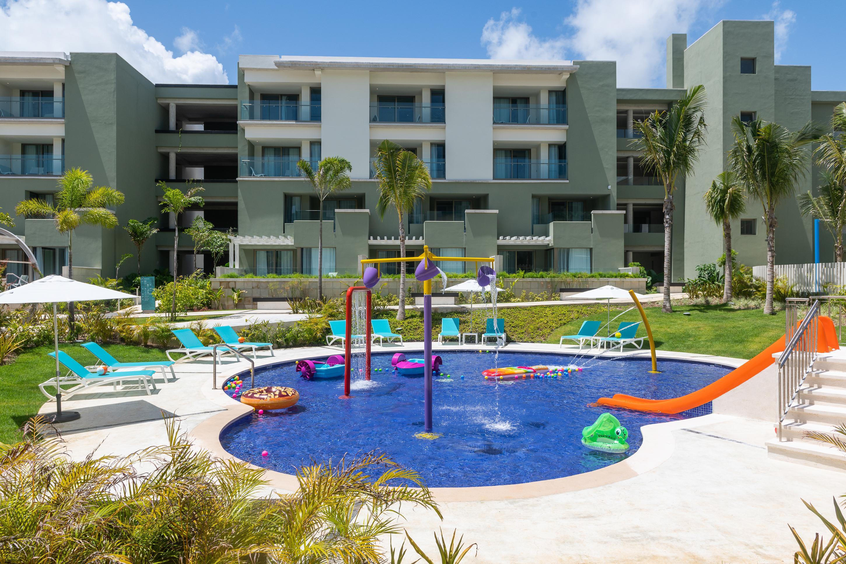 Catalonia Grand Costa Mujeres & 5*