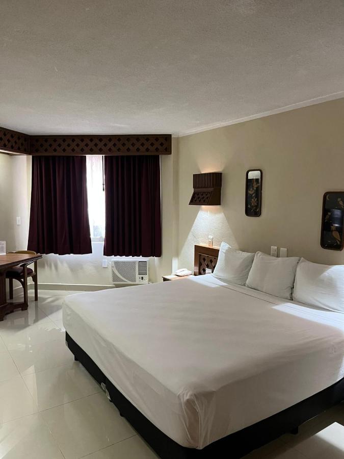 Plaza Kokai 4*
