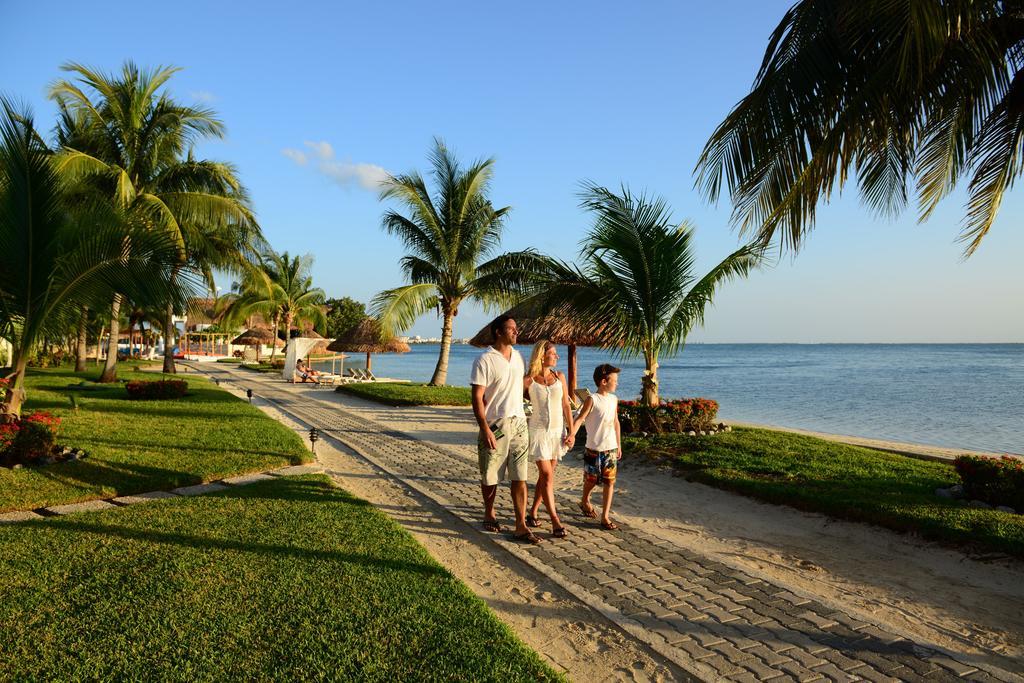 Sunset Marina & Yacht Club Resort Cancún