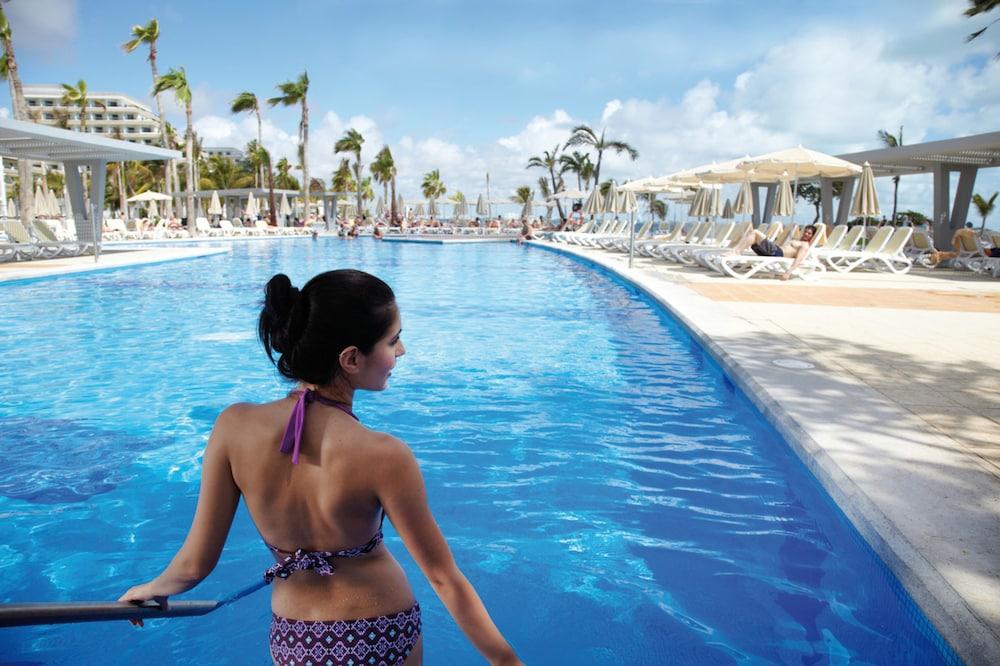 Riu Palace Peninsula 5*