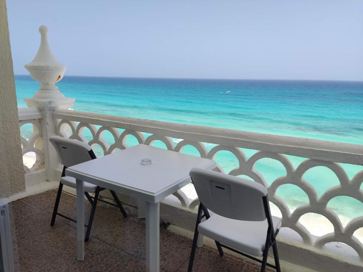 “magic Sunrise At Cancun” Cancún