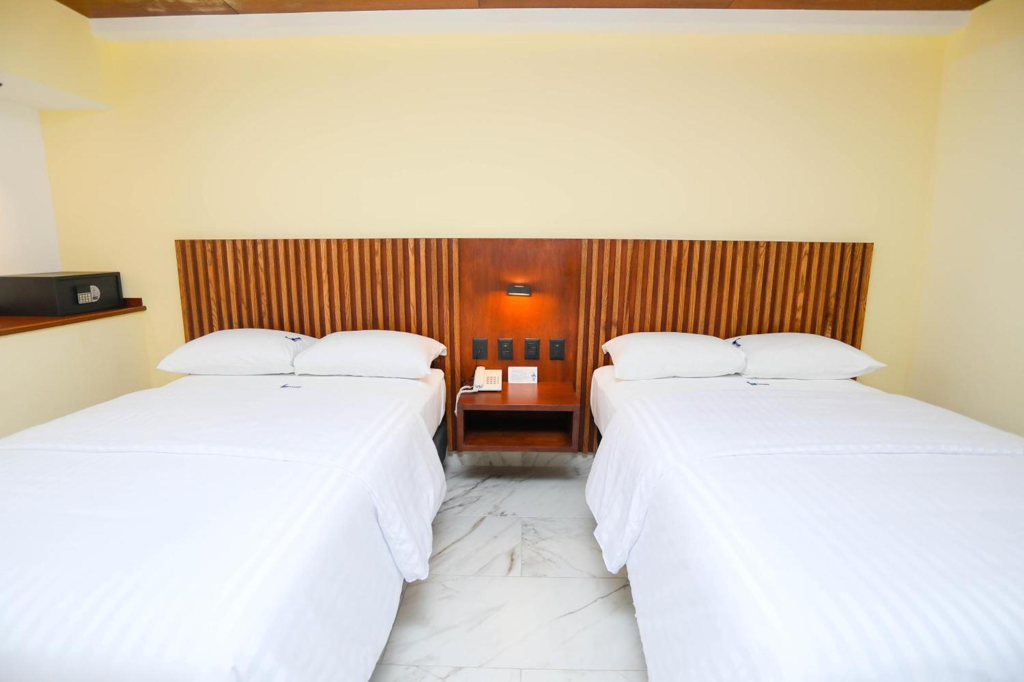 Hotel Parador Hotel 3*