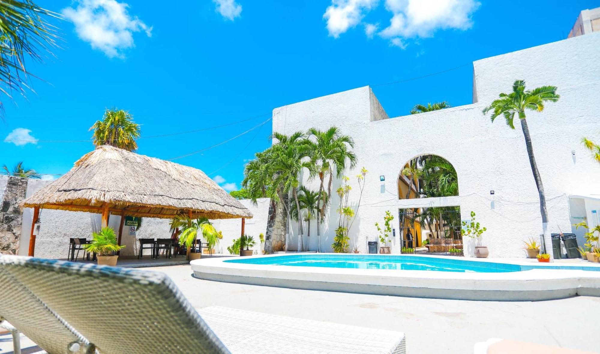 Hotel Parador 3* Cancún