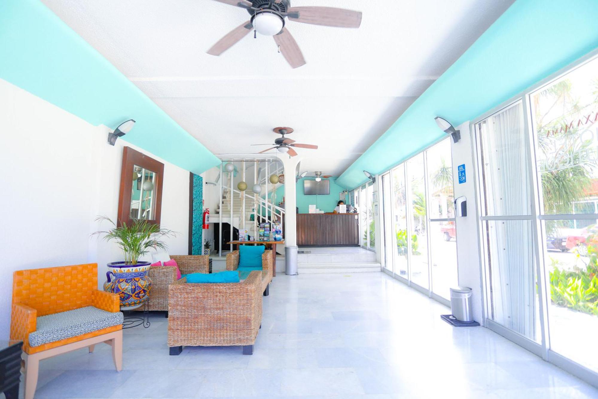 Pa'xa Mama Boutique 3*