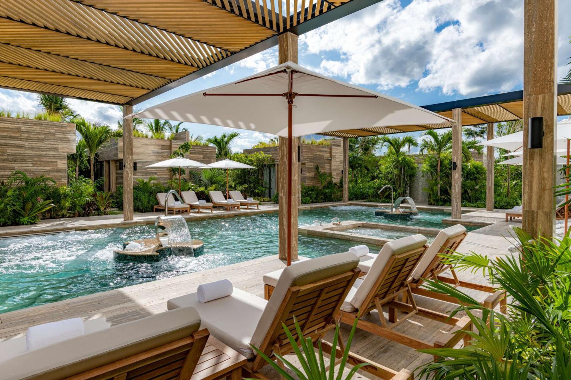 Waldorf Astoria 5*