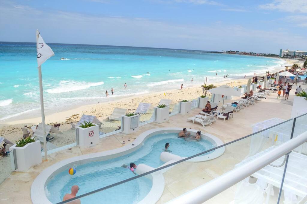 Apartamento Brand New At The Beach, Sunset View *