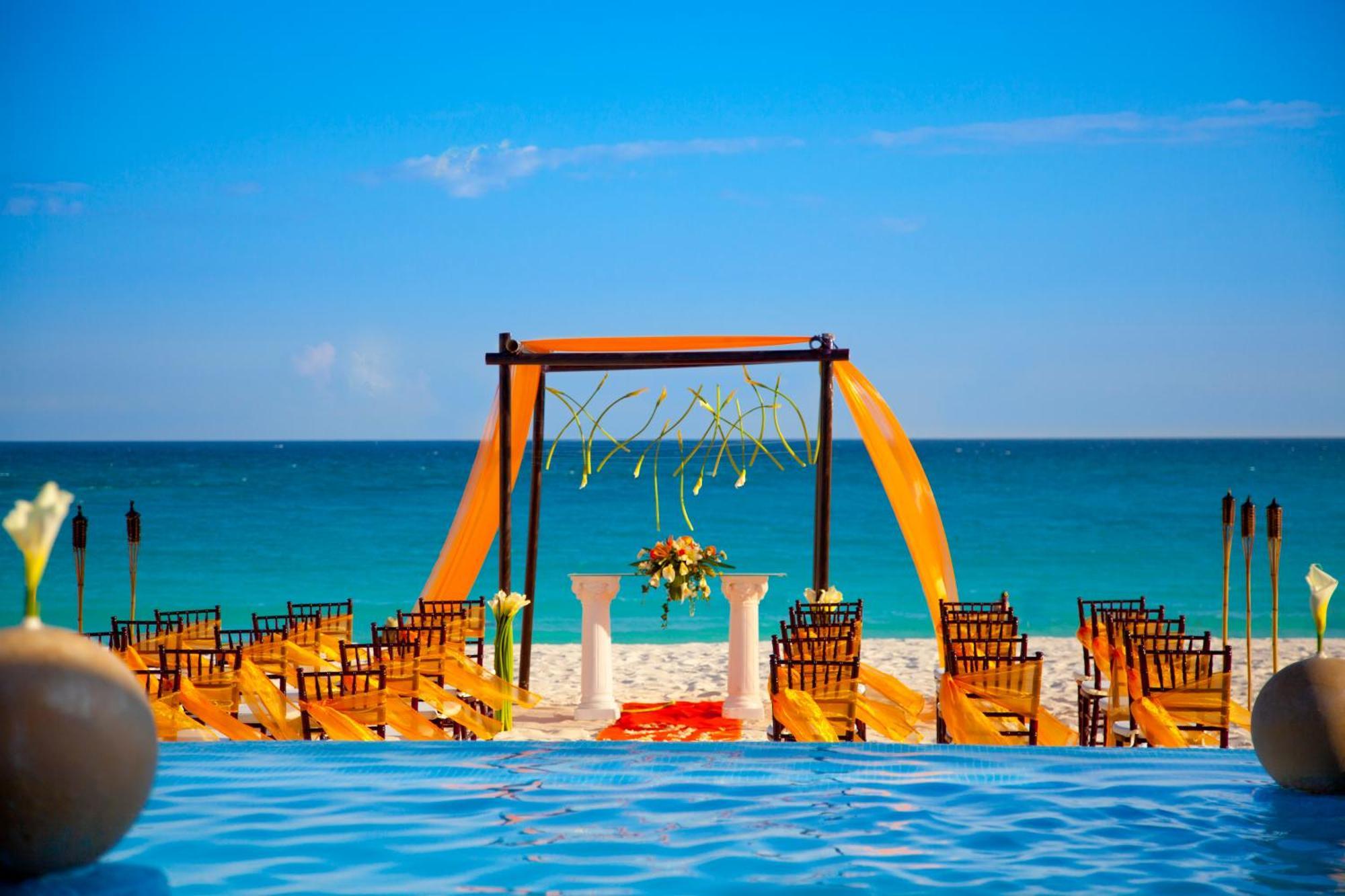 Krystal Cancún