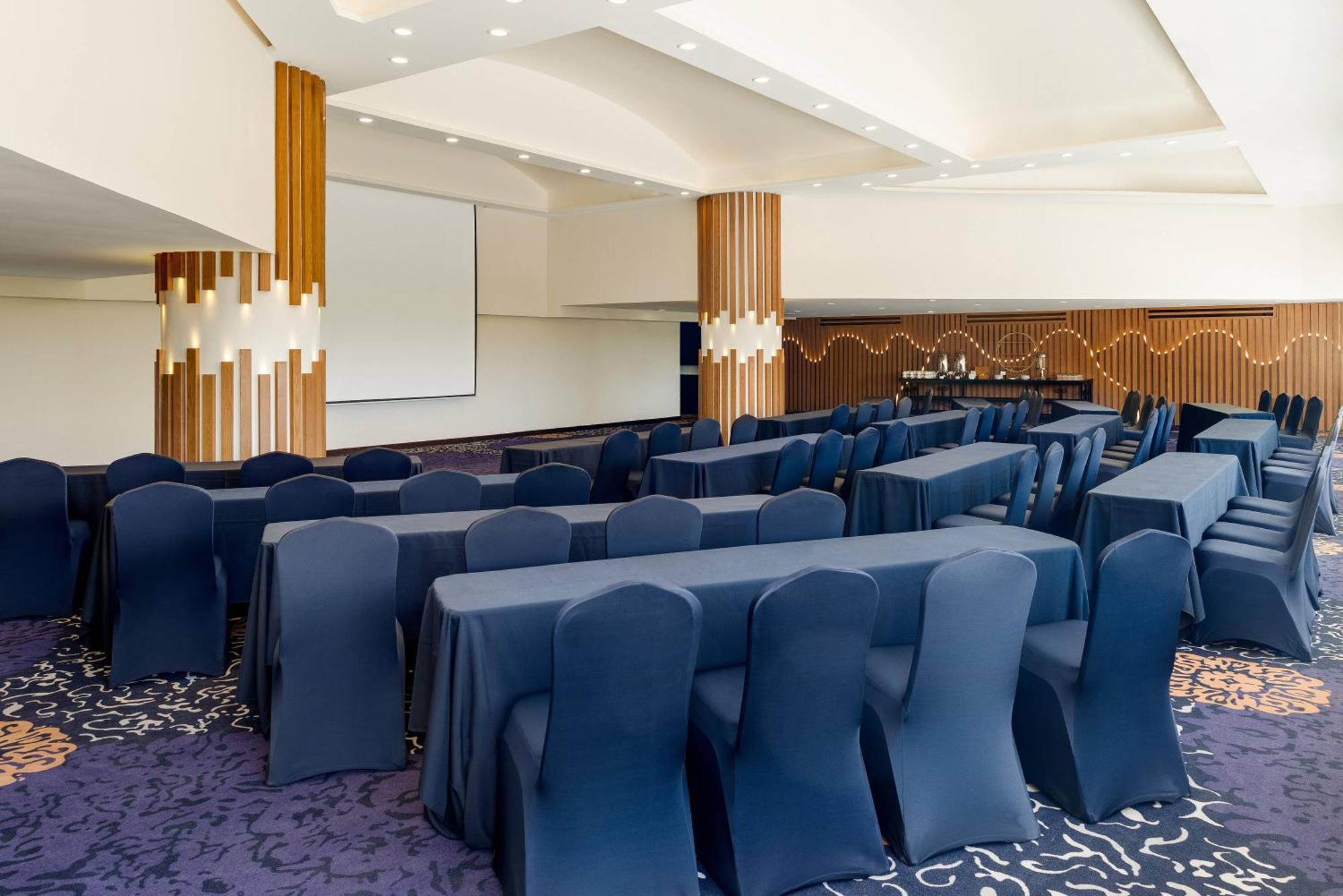 Hotel Wyndham Grand & 5*
