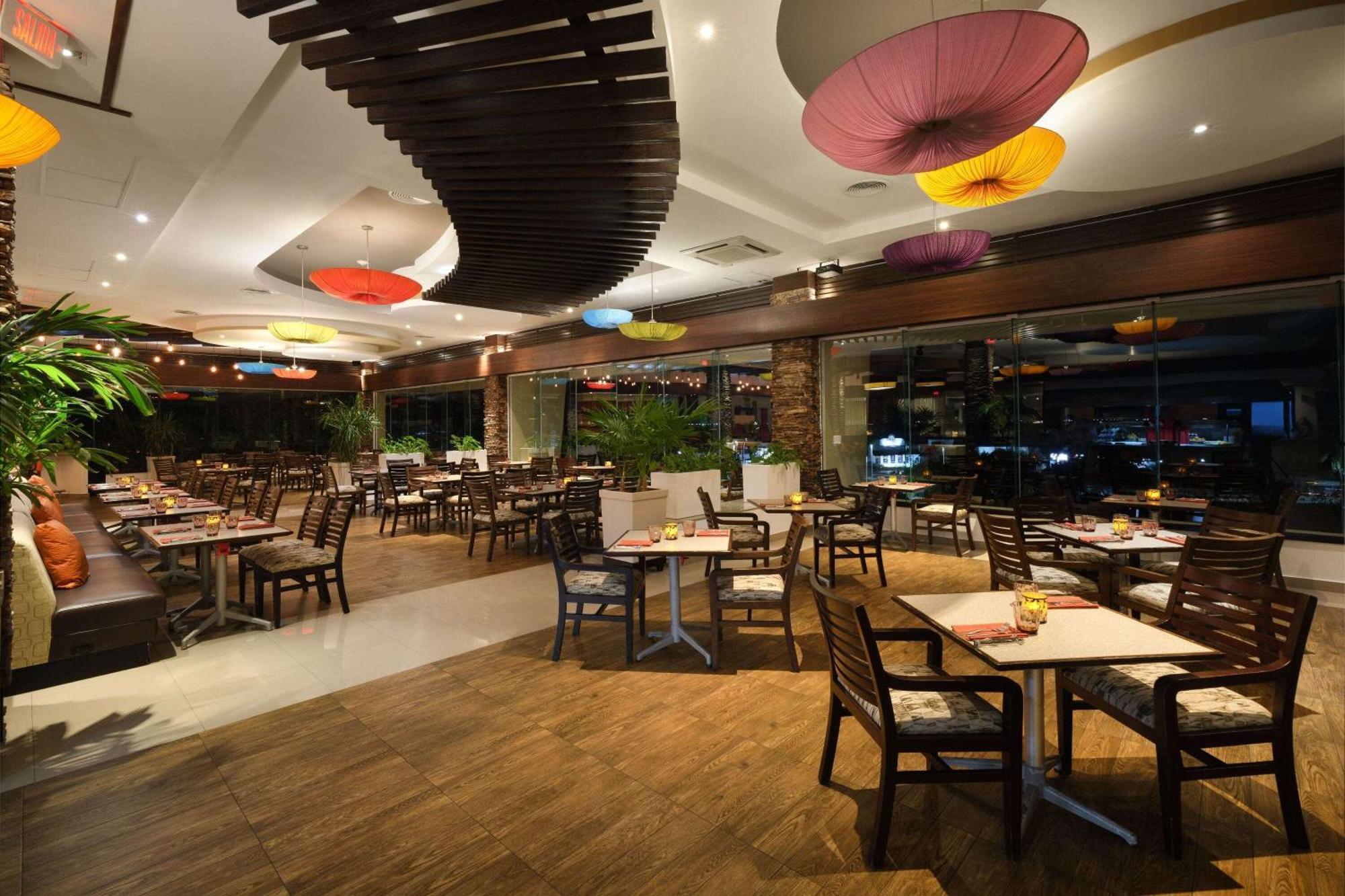 Hotel Wyndham Grand & Cancun