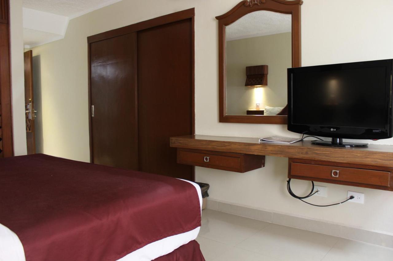 Hotel Plaza Kokai 4*
