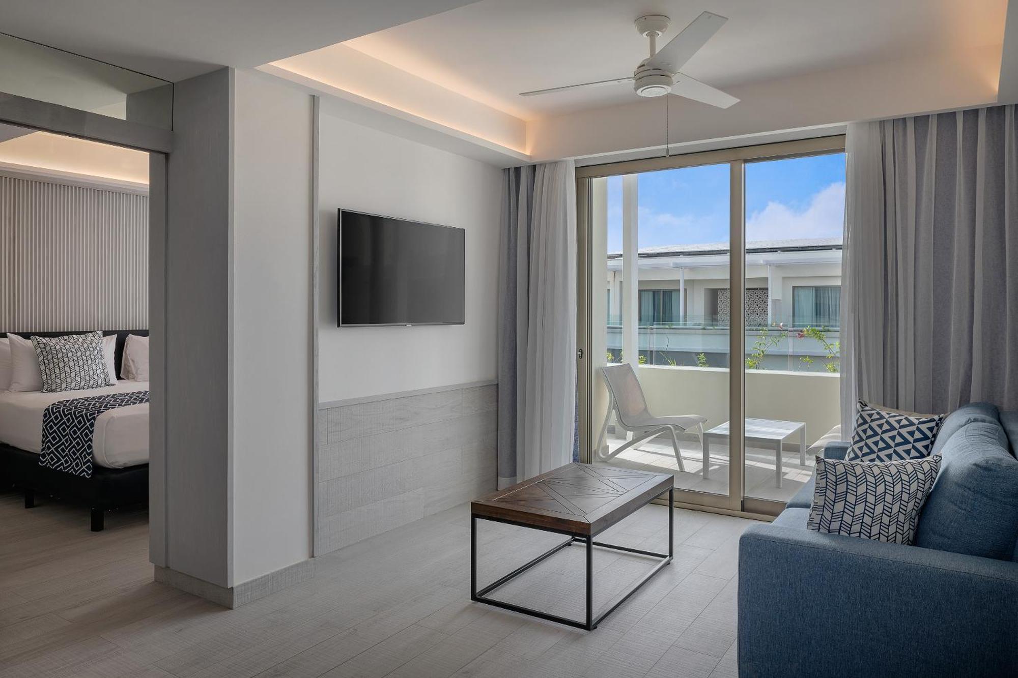 Catalonia Grand Costa Mujeres & 5*