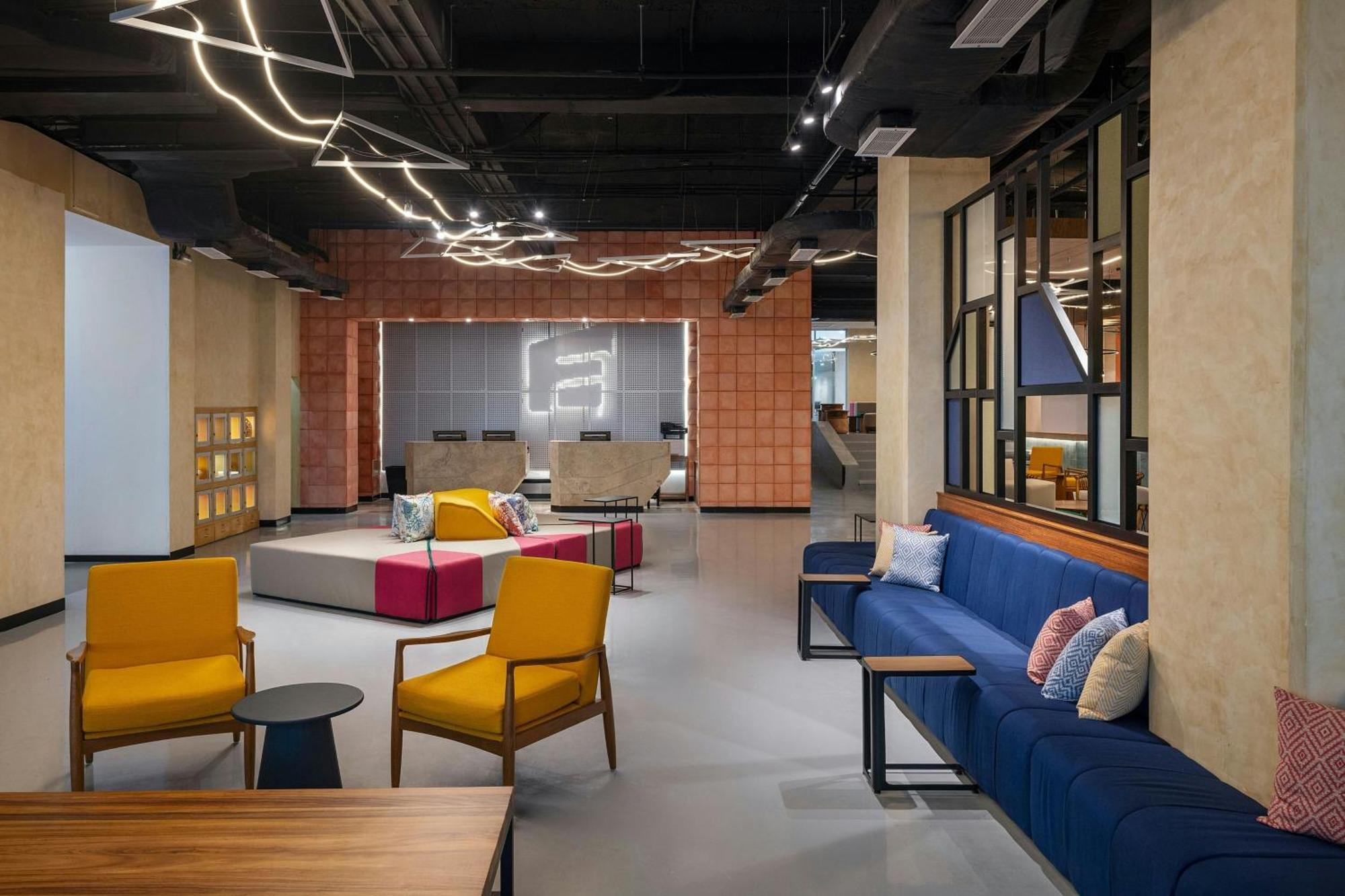 Hotel Renovated Aloft Cancún