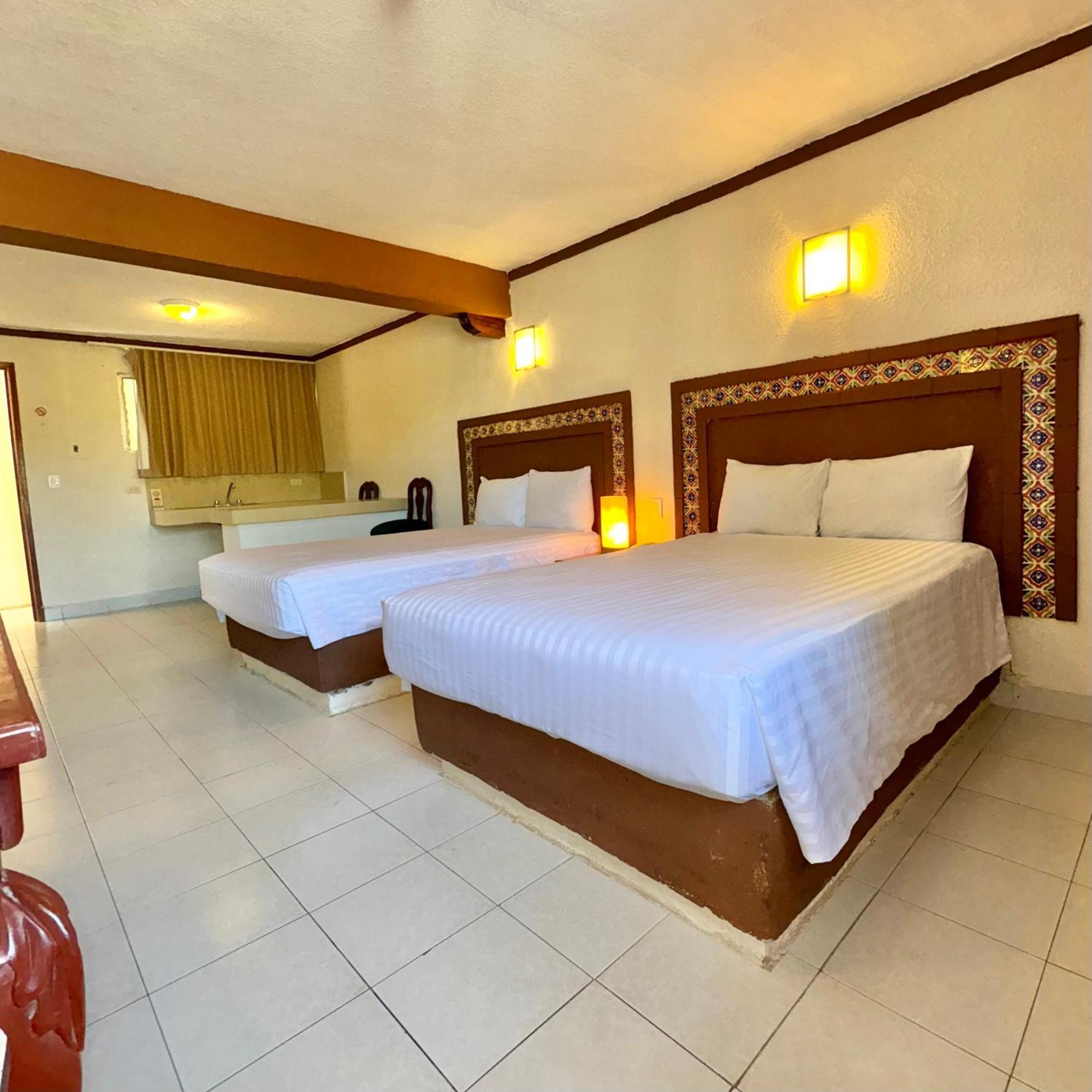 Hotel Center 3*