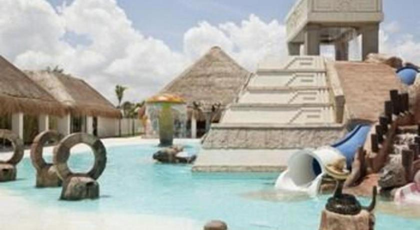 Hotel Finest Playa Mujeres 5*
