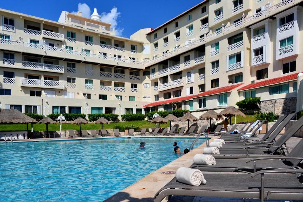 Hotel Bsea Plaza 4*