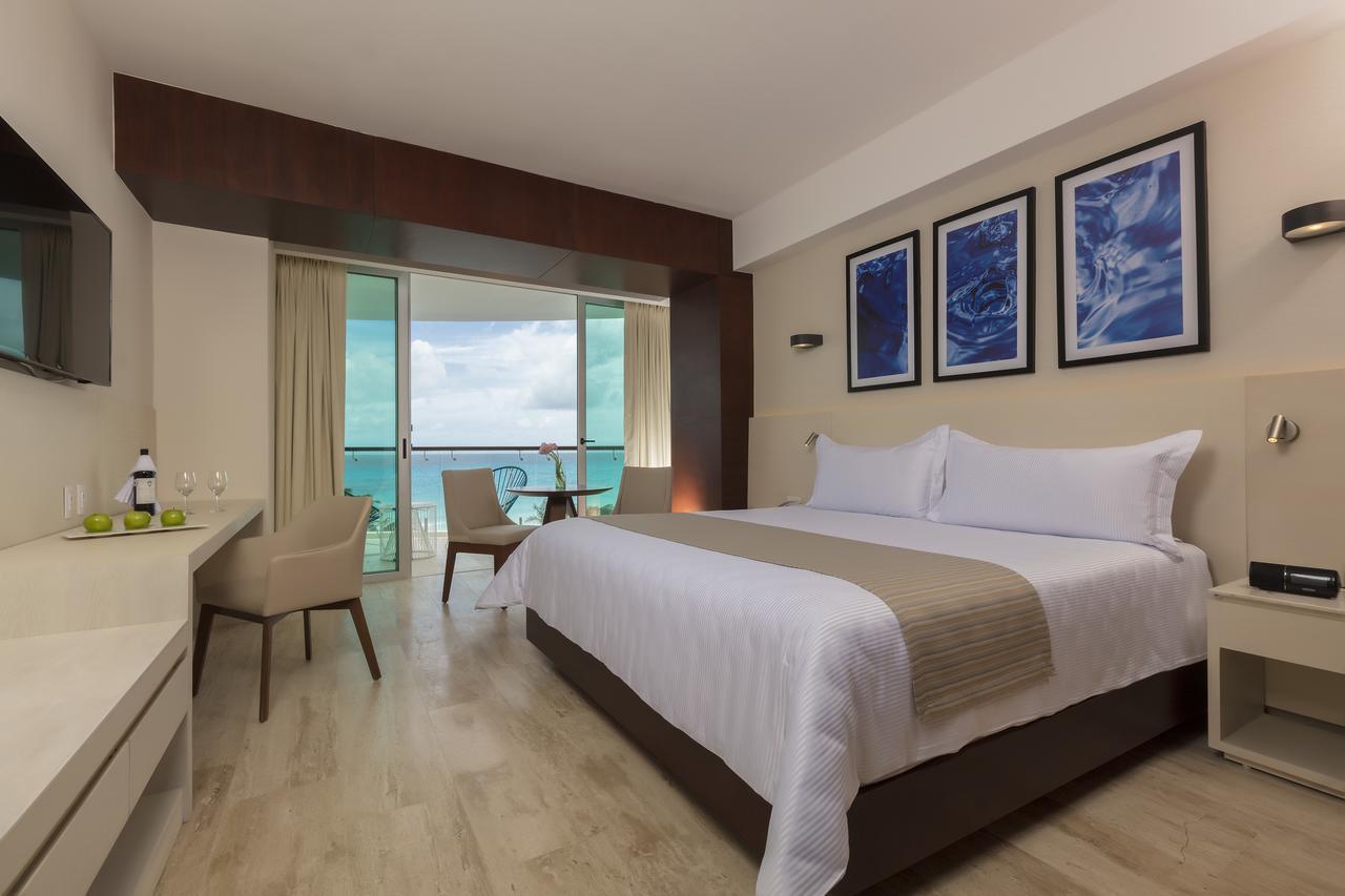 Krystal Grand Resort Cancun