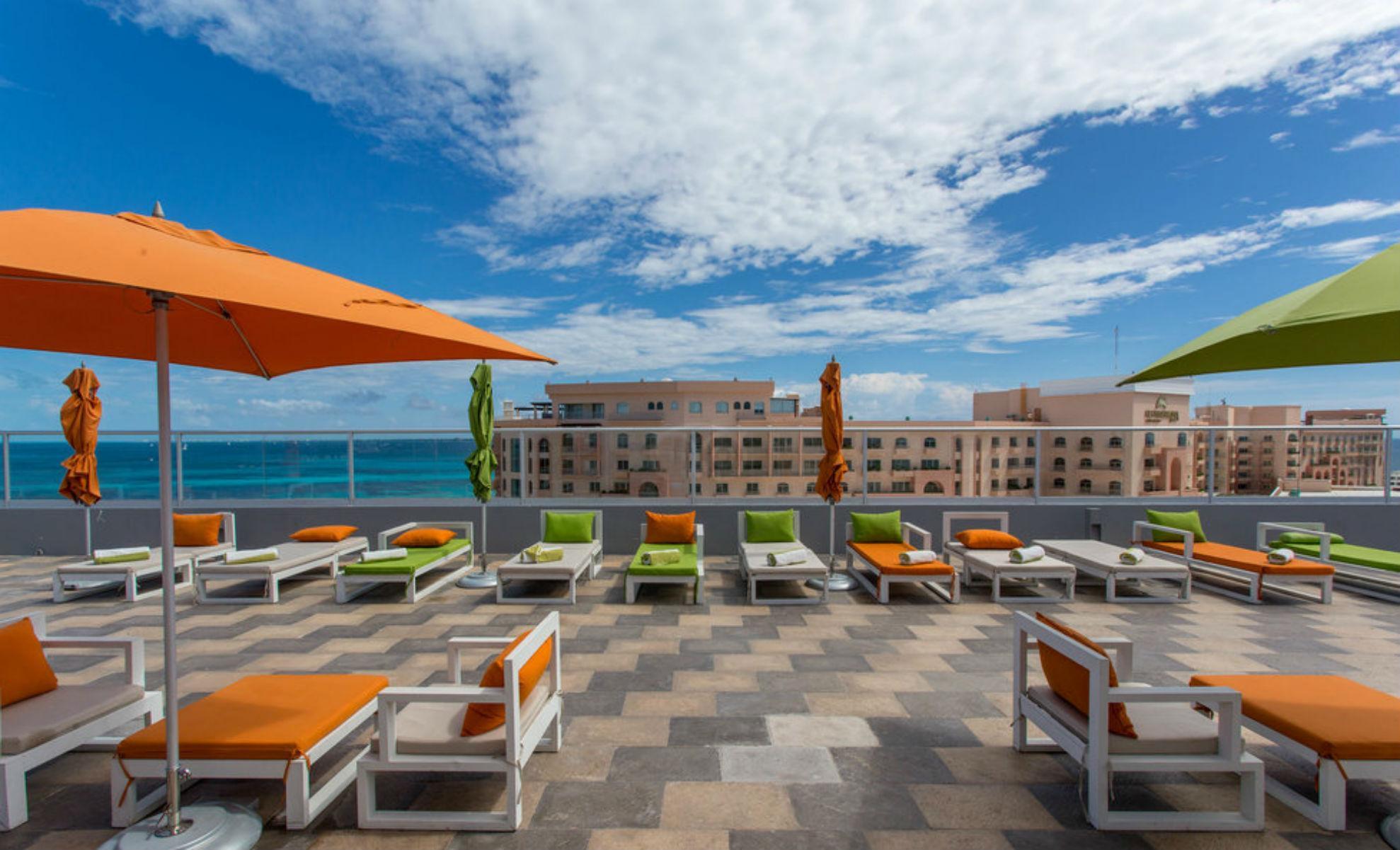 Renovated Aloft 4* Cancún