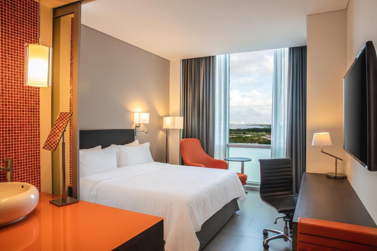 Fiesta Americas Hotel 4*