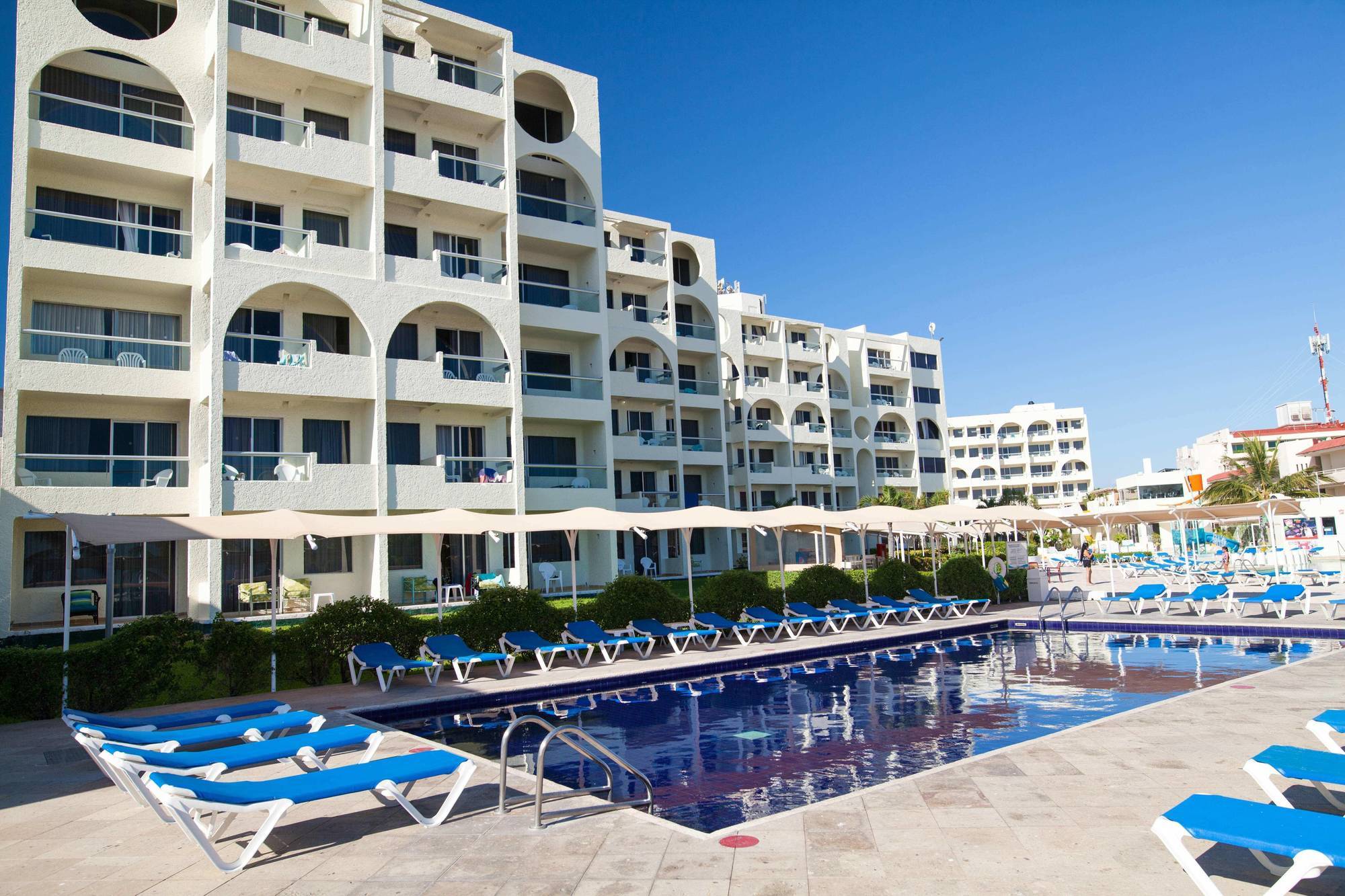 Aquamarina 3* Cancún