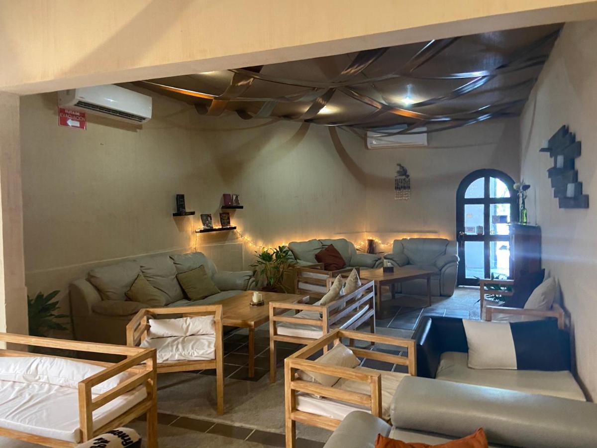 Labna' Suites Hotel