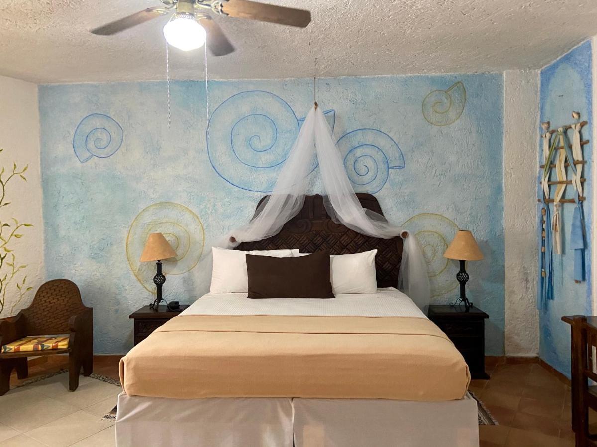 Hotel Labna' Suites 2*