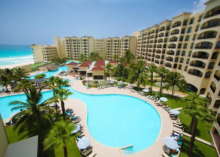 The Royal Islander - An All Suites Resort