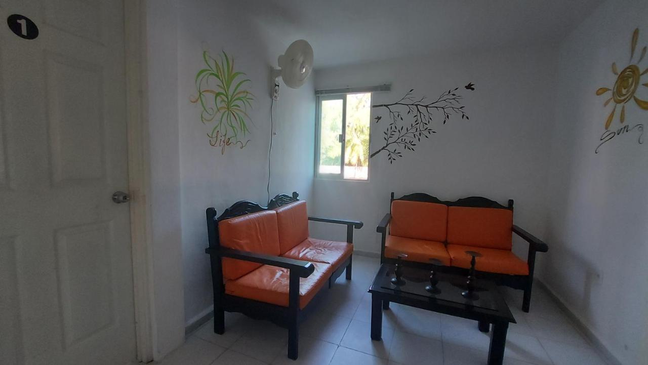 Punta Sam Hostel *