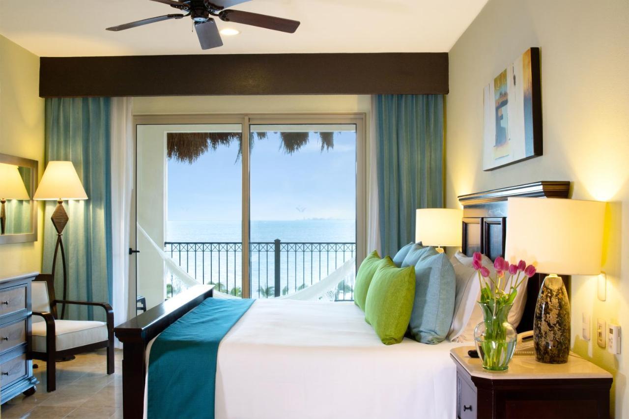 Del Palmar And Resort 5*