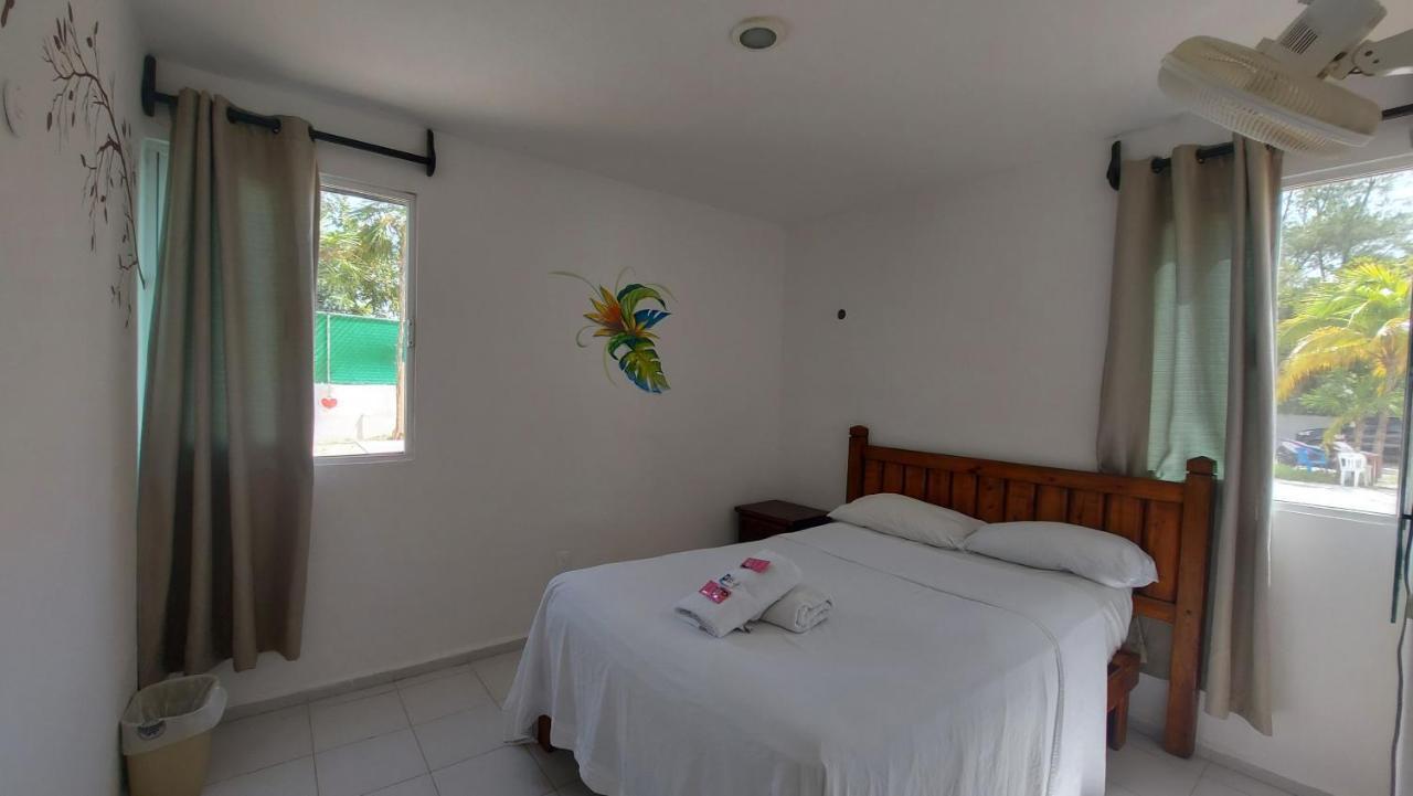 Hostel Punta Sam
