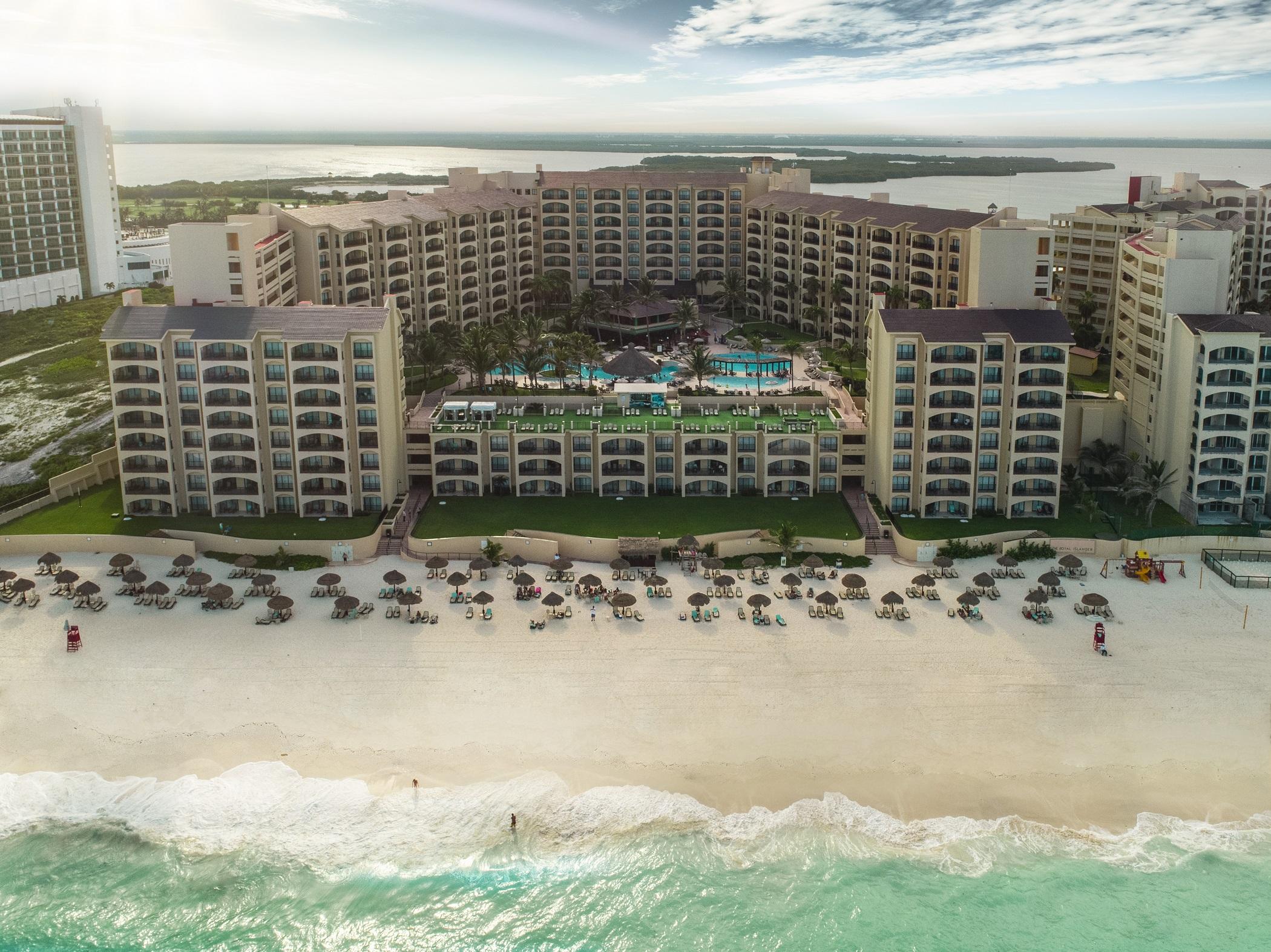 The Royal Islander - An Resort