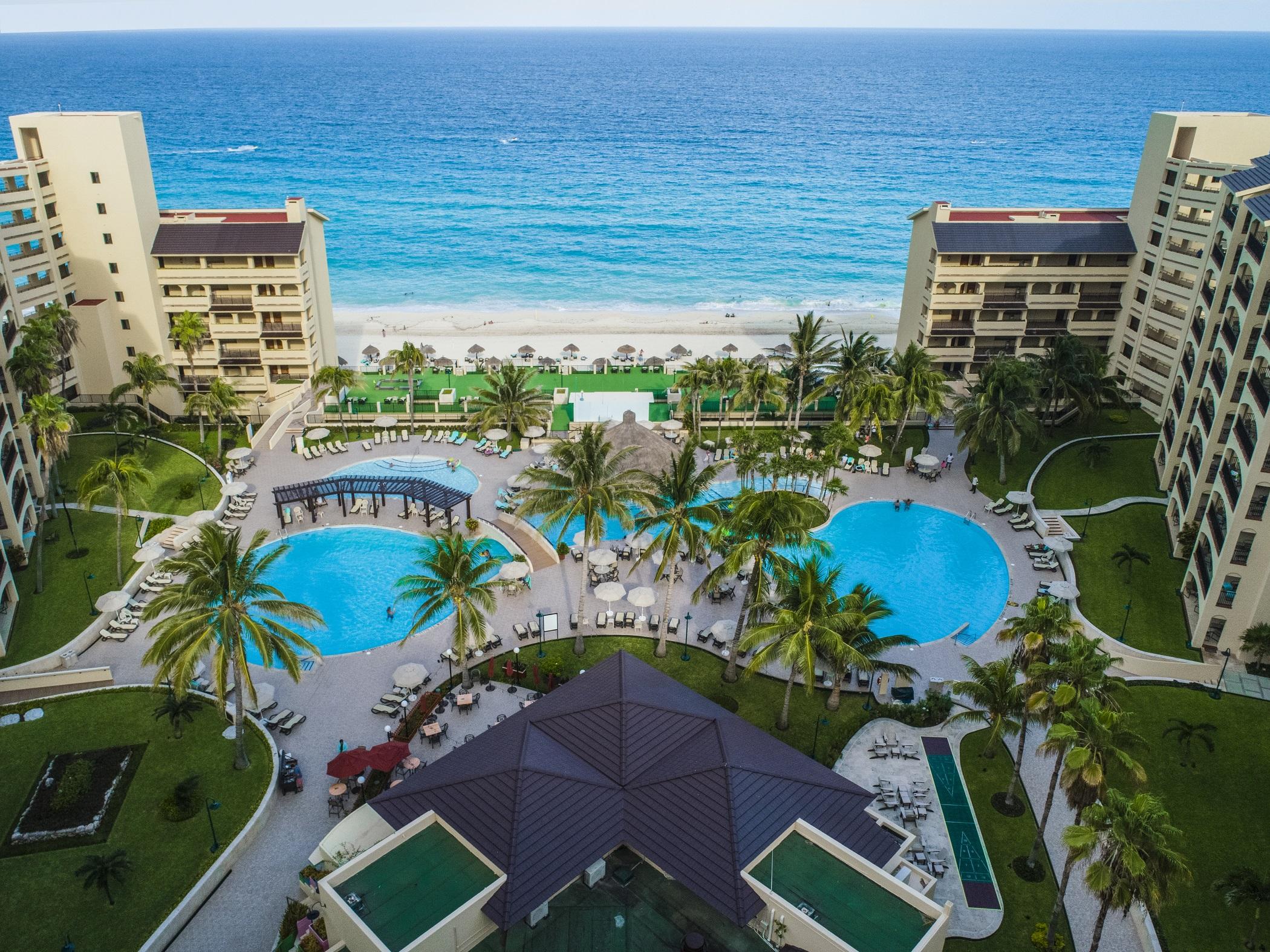 The Royal Islander - An Resort