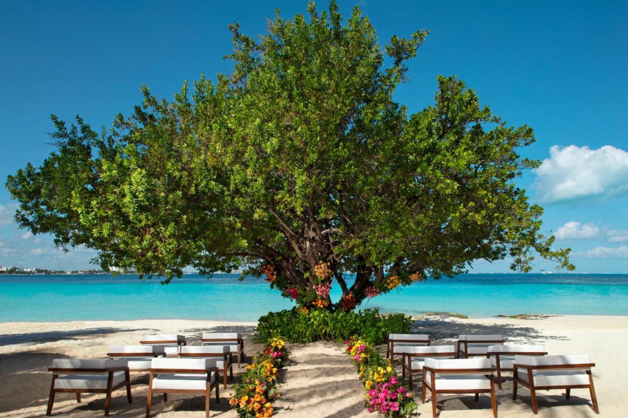 Dreams Sands & (adults Only)