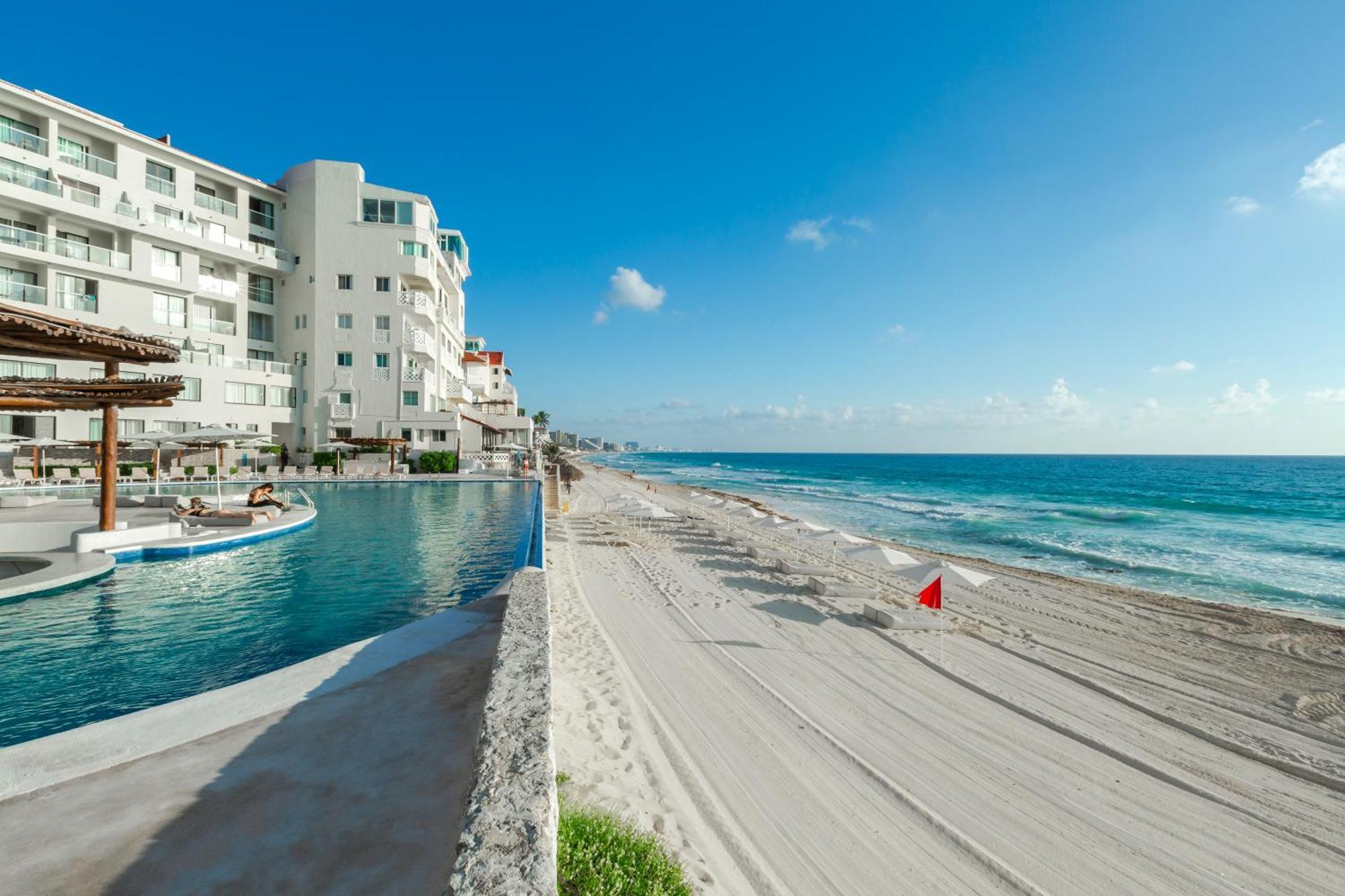 Cyan & Hotel Cancún