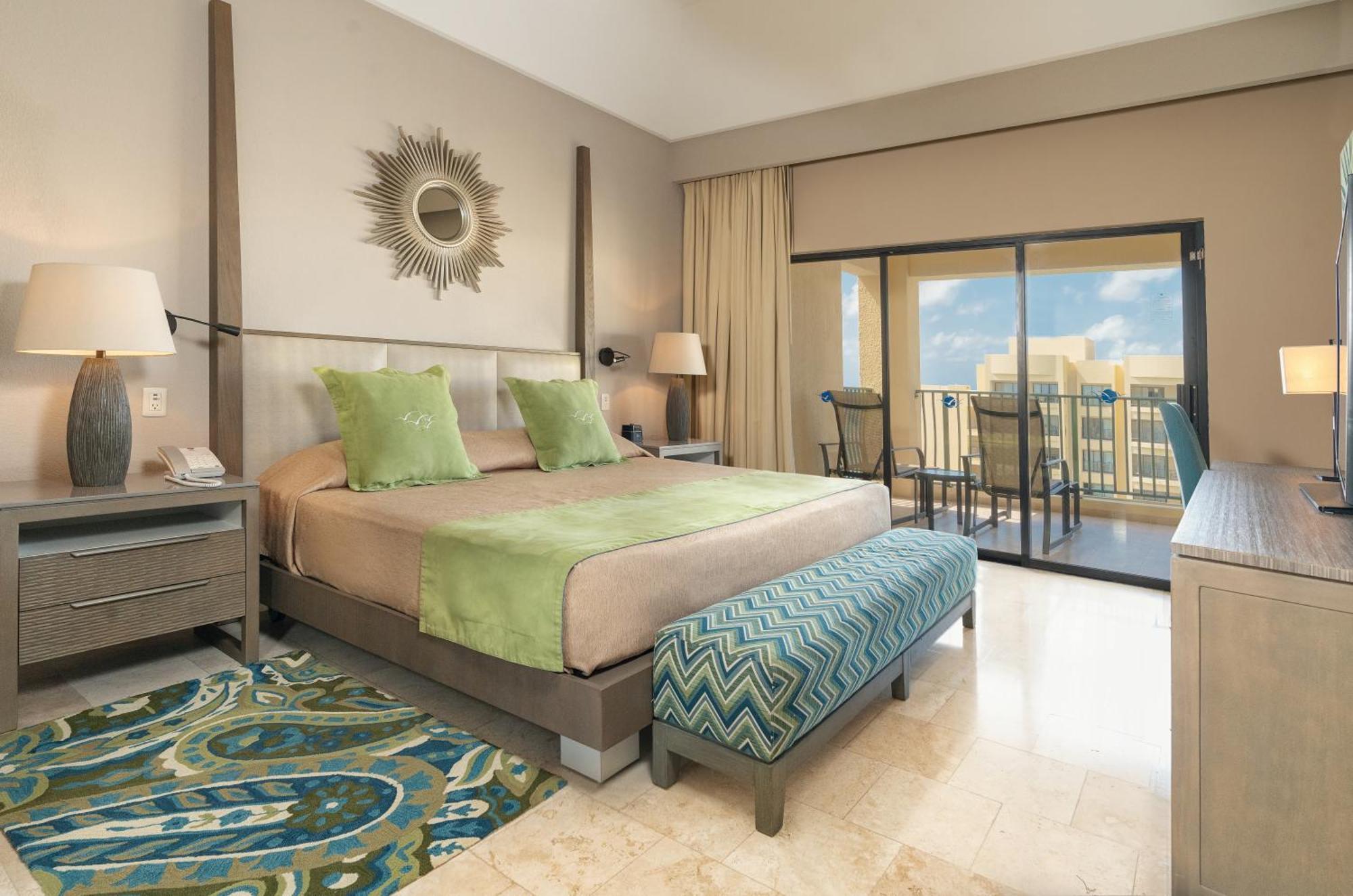 The Royal Sands & 5*