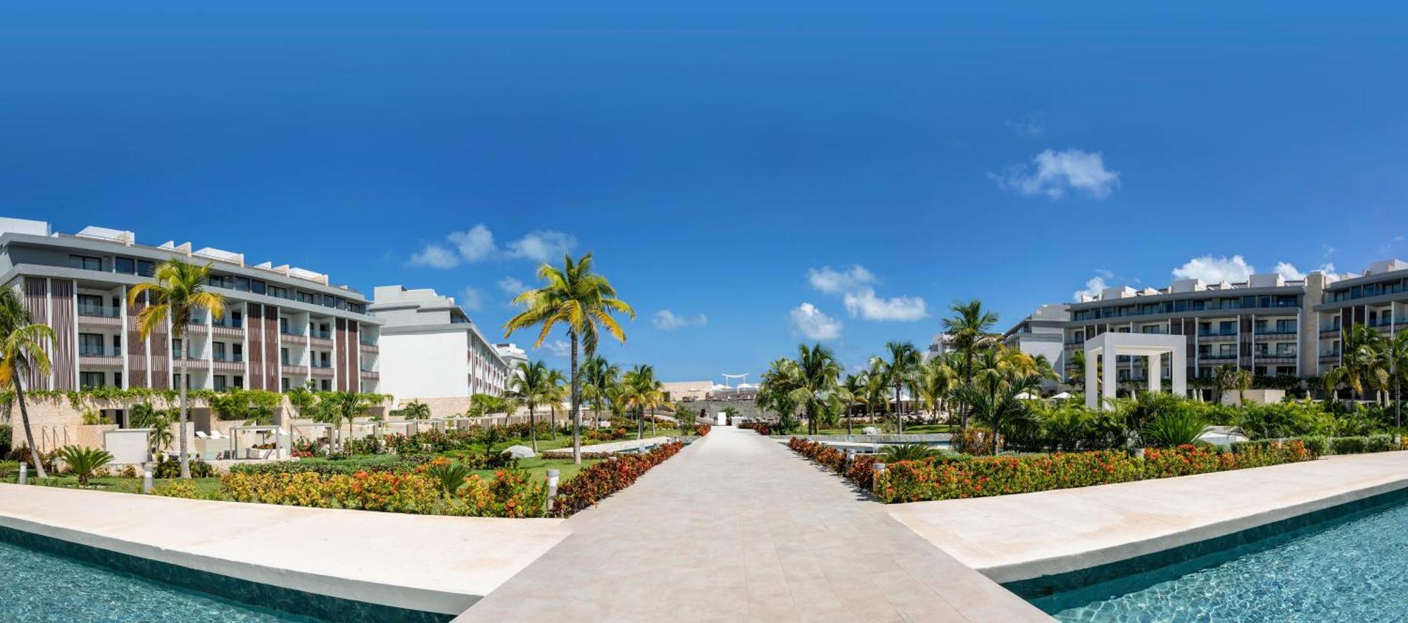 Resort Majestic Elegance Costa Mujeres -