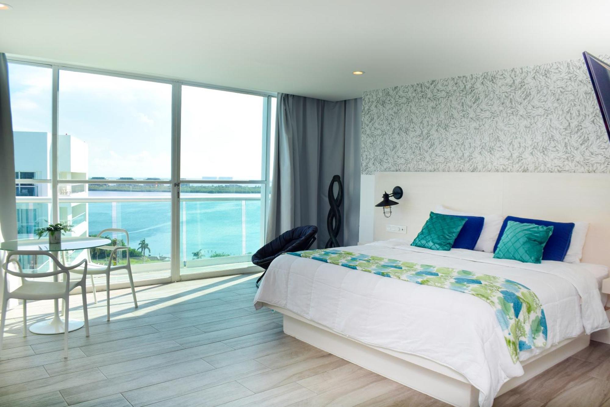 Vista Al Mar Y Laguna, Playa. * Cancún