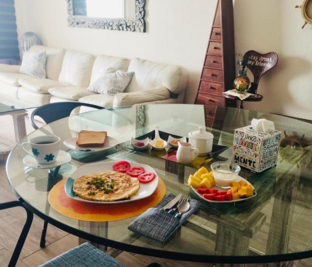 Ocean View Playa Del Nino Bed & Breakfast *