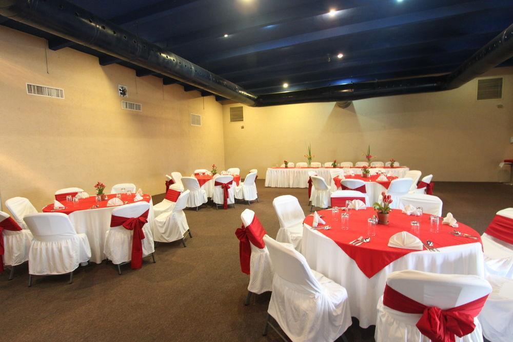 Plaza Caribe Hotel 4*