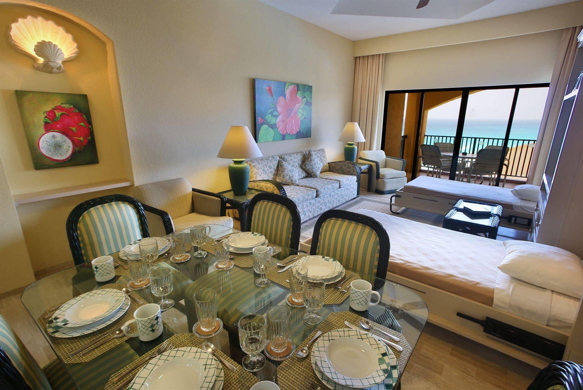 The Royal Islander - An Resort