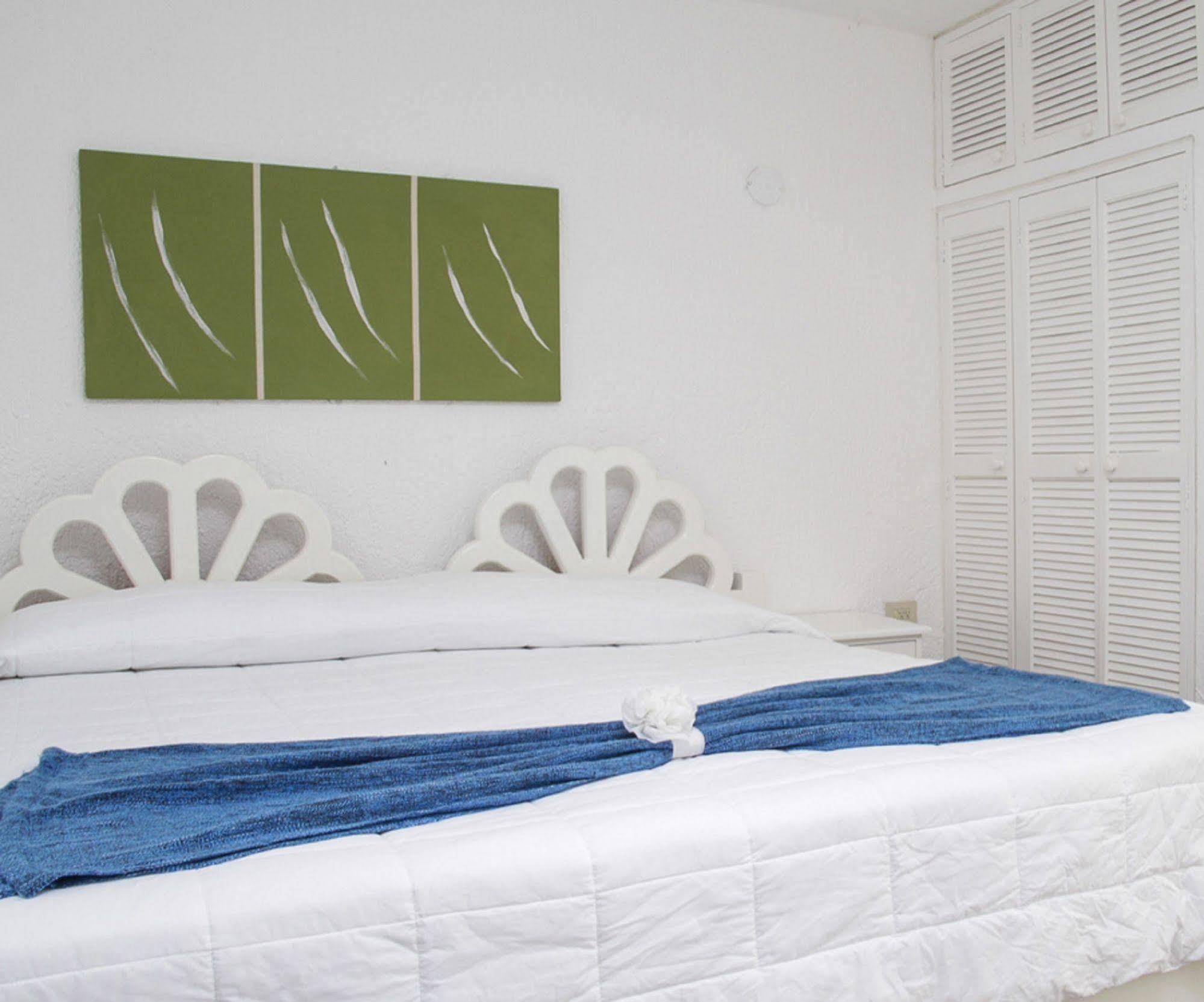 Gaviotas Y Apartahotel 3*