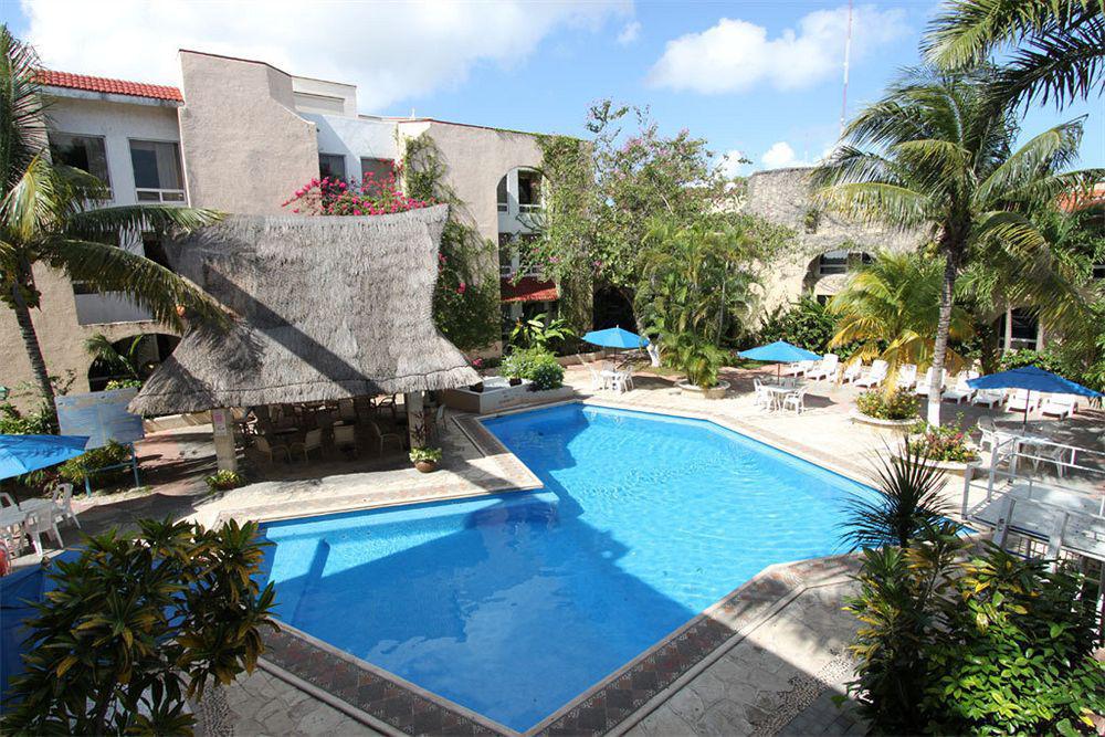 Plaza Caribe Hotel 4*